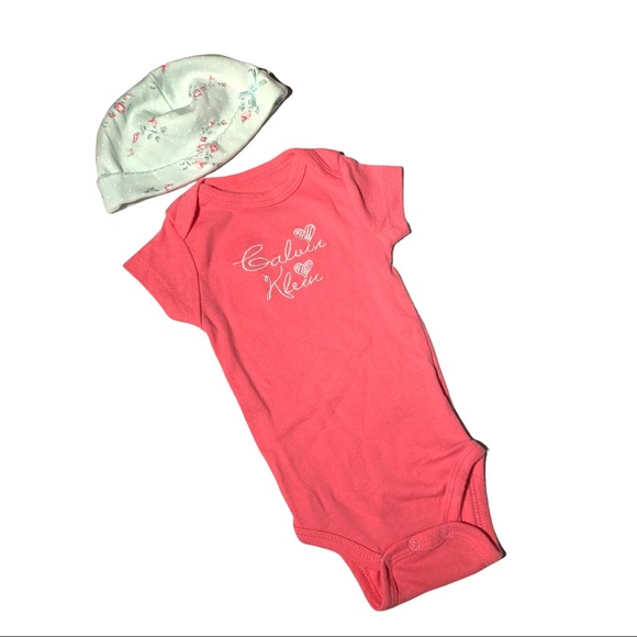 Calvin Klein Logo Pink Heart Onesie Bodysuit Baby 3-6 Months - Picture 1 of 6
